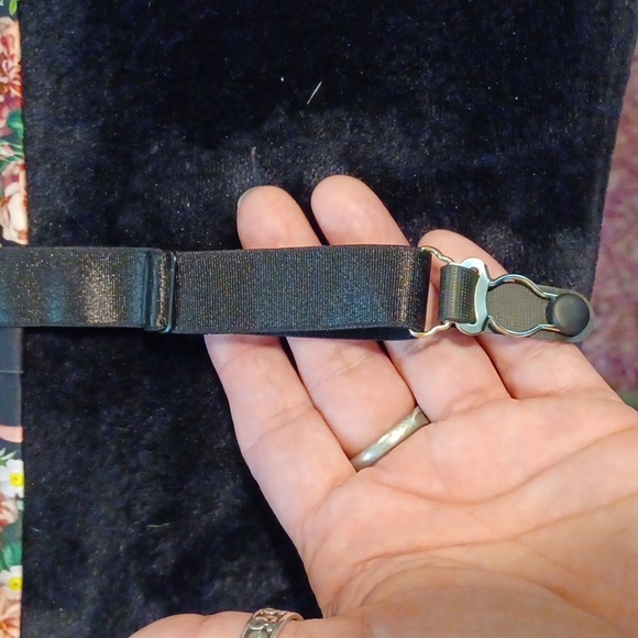 DOLLSKILL WIDOW XXL BLACK/floral ribbon print lace up front and gaters zip side - Picture 4 of 10